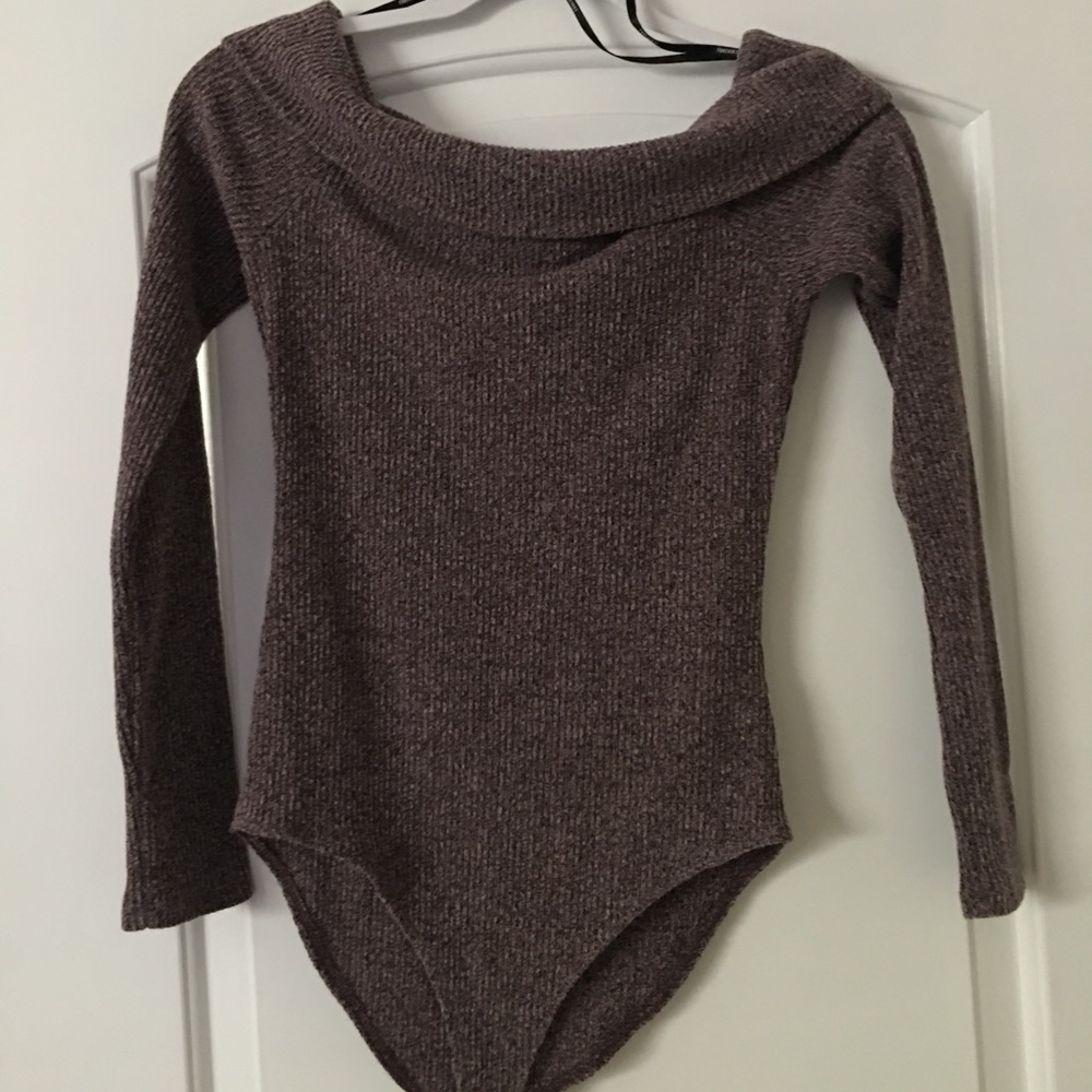 Long sleeve body suit